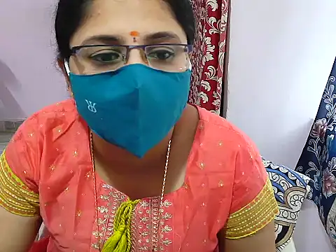 Snapshot of jannu6482 chatting on October 11, 2025, 9:19 am jannu6482 online show from October 11, 2025, 9:19 am