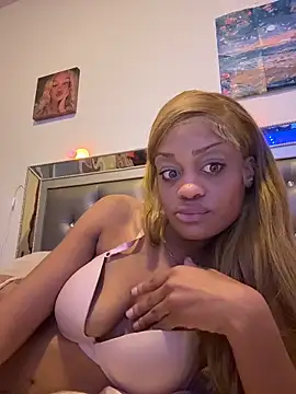 Angelbunnyy online show from March 16, 2026, 11:03 am