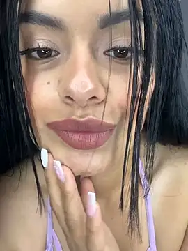 Melissa coch online show from April 16, 2026, 4:08 pm