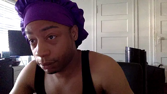 Diodre Benyoon online show from March 8, 2026, 11:30 pm