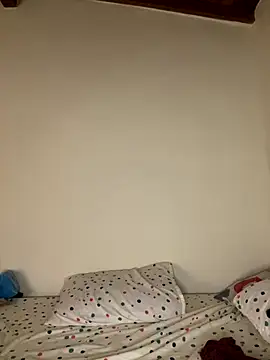 Enyagleam  online show from October 9, 2025, 2:53 am