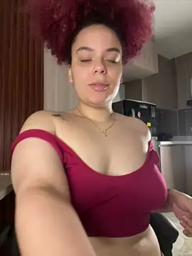 Enyagleam  online show from February 12, 2026, 3:34 am