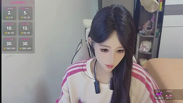 coco coco cc online show from April 21, 2026, 8:42 am