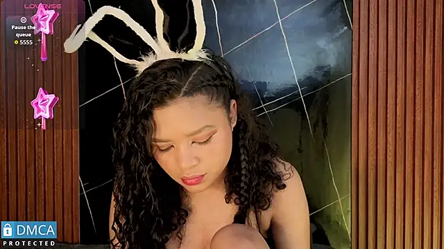 leidy morales  online show from November 20, 2025, 10:59 am