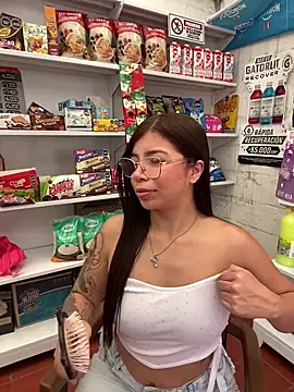 Maddy Piink online show from February 11, 2026, 4:56 pm