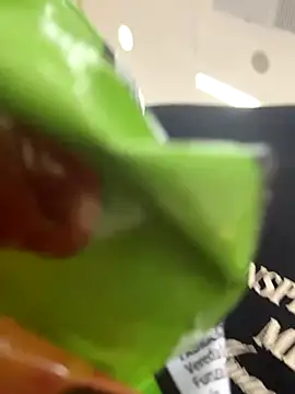 Snapshot of lu_styles_ chatting on October 23, 2025, 9:35 pm lu styles  online show from October 23, 2025, 9:35 pm