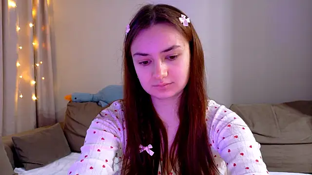 Lelia Vibe online show from November 13, 2025, 5:39 am