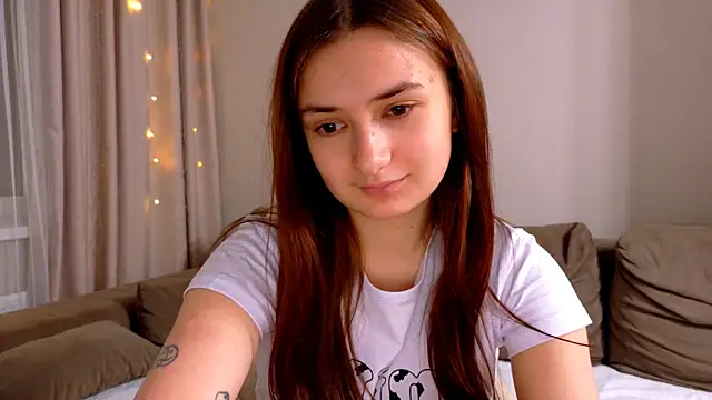 Lelia Vibe online show from November 20, 2025, 12:55 am