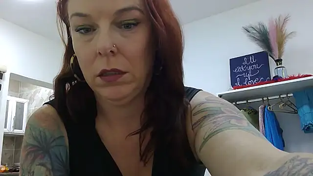 Island Siren online show from September 29, 2025, 5:29 pm