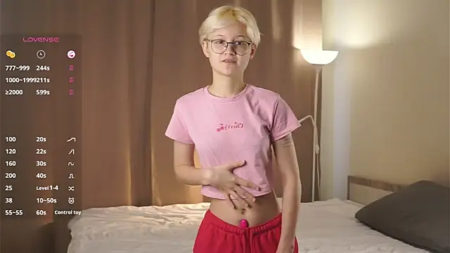 Snapshot of MargertDoyen chatting on September 12, 2025, 7:30 am MargertDoyen online show from September 12, 2025, 7:30 am