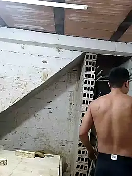 Snapshot of hoteder chatting on October 1, 2025, 12:00 pm hoteder online show from October 1, 2025, 12:00 pm