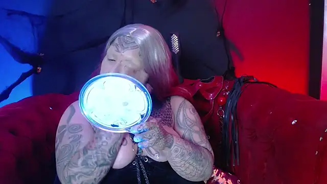 Venus Rock online show from October 29, 2025, 4:26 am