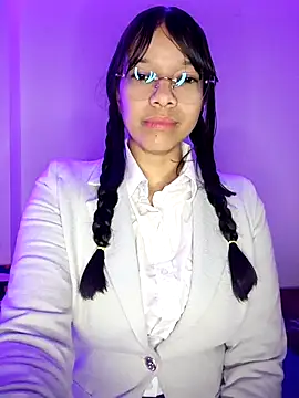 Iwarii online show from January 8, 2026, 3:53 am