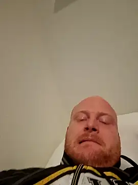 svenni2525 online show from January 6, 2026, 10:19 am