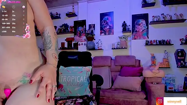 winnylove1 online show from May 21, 2026, 12:17 am