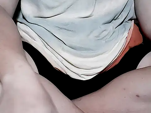 MistressGwennxx online show from November 10, 2025, 4:44 am