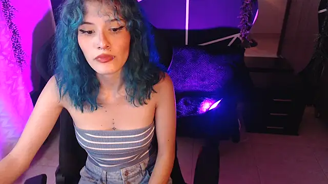 LITTLENAMI  online show from October 18, 2025, 12:13 am