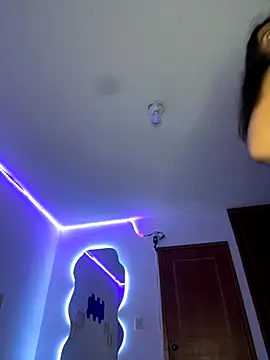 AlessiaSmith11 online show from October 14, 2025, 2:34 am