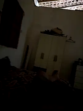 hendy692 online show from November 7, 2025, 3:28 am