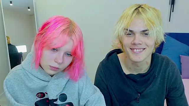 Bonnie And C1yde online show from October 15, 2025, 5:02 pm