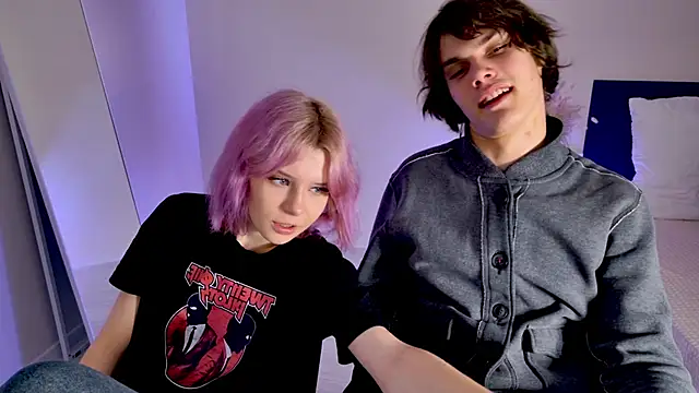 Bonnie And C1yde online show from November 12, 2025, 5:13 pm