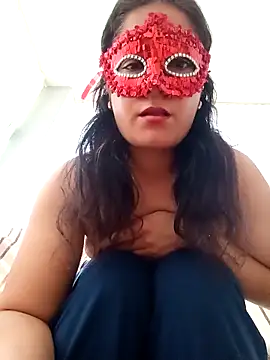 ezgi2545 online show from December 21, 2025, 9:49 am