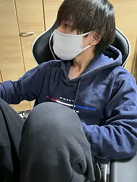 jiji9253 online show from March 21, 2026, 12:32 pm