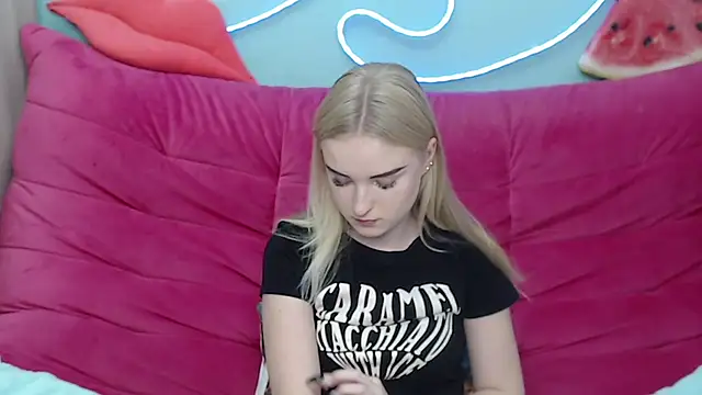 SofySofty online show from November 9, 2025, 6:01 am