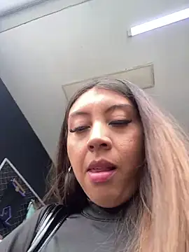 Sara-cooper2 online show from March 19, 2026, 4:44 pm