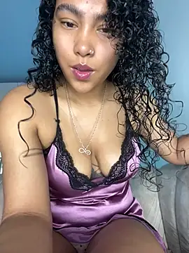 SophieD online show from April 2, 2026, 12:36 pm