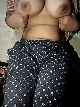 stomarr online show from April 1, 2026, 9:32 am