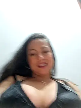 Snapshot of Katia_gh chatting on May 3, 2026, 3:34 am Katia gh online show from May 3, 2026, 3:34 am