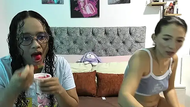 nay and aleja1 online show from May 21, 2026, 2:51 am