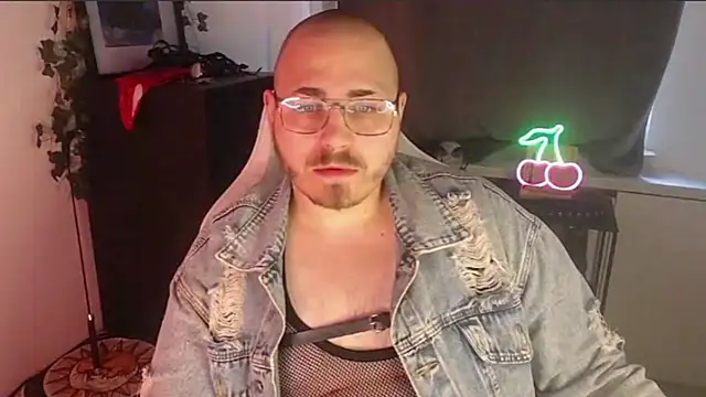 Snapshot of FabianKinky chatting on September 24, 2025, 6:06 am FabianKinky online show from September 24, 2025, 6:06 am