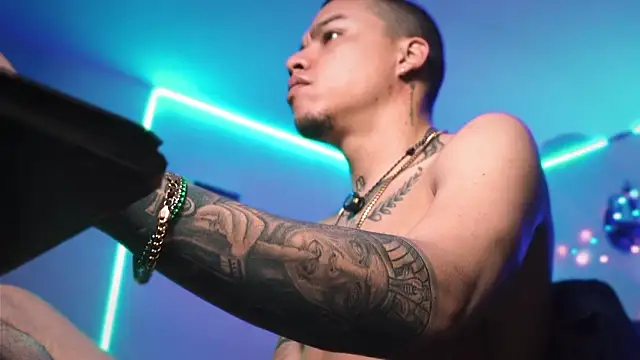 AlphaMasterXxx online show from February 18, 2026, 11:17 am