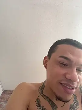 AlphaMasterXxx online show from June 7, 2026, 6:33 pm