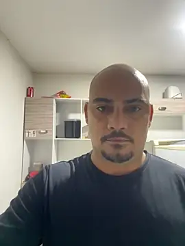 Morenocasado34liberal online show from October 20, 2025, 5:19 am