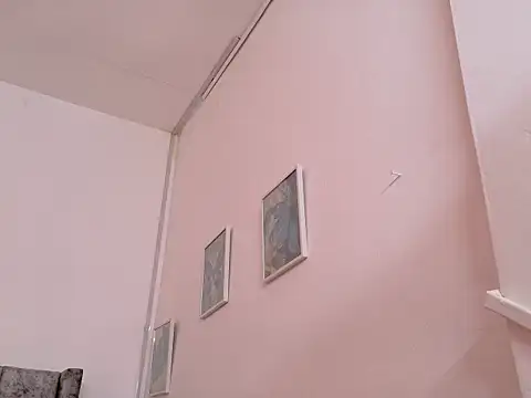 Lizbeth Rouse online show from October 15, 2025, 10:37 am