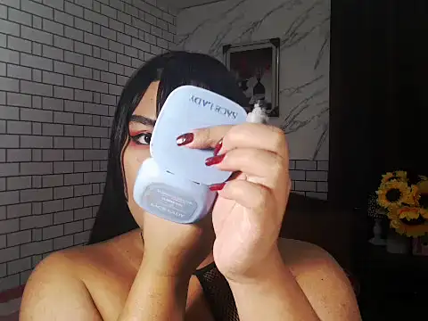 Snapshot of TSbrianaHugeCock chatting on October 14, 2025, 7:47 pm TSbrianaHugeCock online show from October 14, 2025, 7:47 pm