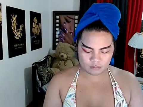 Snapshot of TSbrianaHugeCock chatting on April 20, 2026, 2:20 pm TSbrianaHugeCock online show from April 20, 2026, 2:20 pm