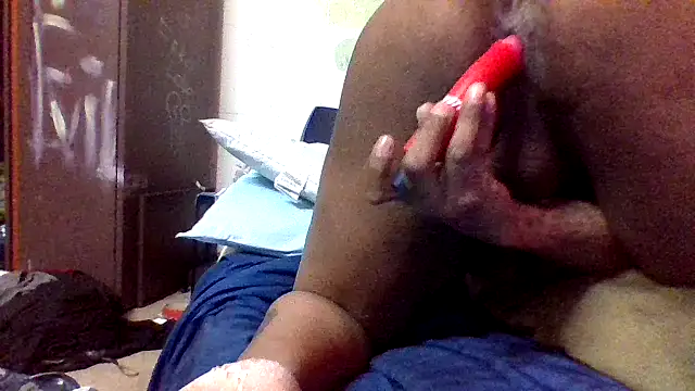 Nuttygmarley online show from April 9, 2026, 7:47 am