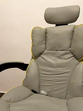 Snapshot of coco-o chatting on September 27, 2025, 3:28 pm coco-o online show from September 27, 2025, 3:28 pm