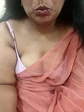 Snapshot of Aunty_Boy_143 chatting on April 15, 2026, 10:44 am Aunty Boy 143 online show from April 15, 2026, 10:44 am