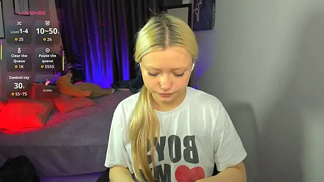 Millie Vanillies online show from December 14, 2025, 6:30 am