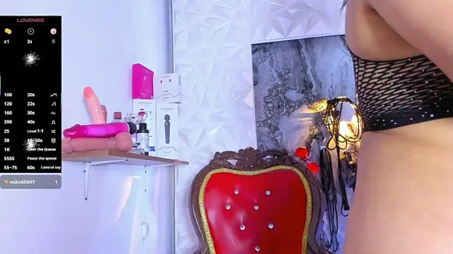 Luciana r online show from April 1, 2026, 11:44 am