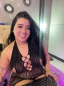 Aliciawhitee online show from April 22, 2026, 2:58 am