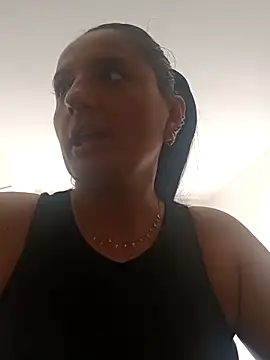 Snapshot of Titiss8921 chatting on September 11, 2025, 1:11 pm Titiss8921 online show from September 11, 2025, 1:11 pm