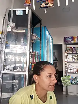 Snapshot of Titiss8921 chatting on September 23, 2025, 11:57 am Titiss8921 online show from September 23, 2025, 11:57 am