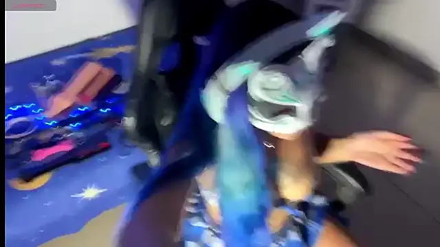 bluesubmissive online show from September 21, 2025, 4:47 am