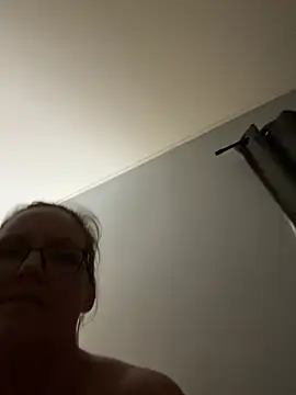 Sweetandsexy84 online show from February 14, 2026, 9:50 am